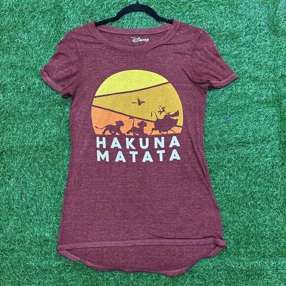 Disney Tops - Women's Maroon Disney ‘Hakuna Matata’ Graphic Tee